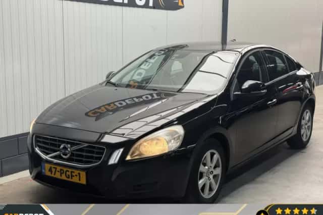 Volvo S60 (2011) thumbnail 1