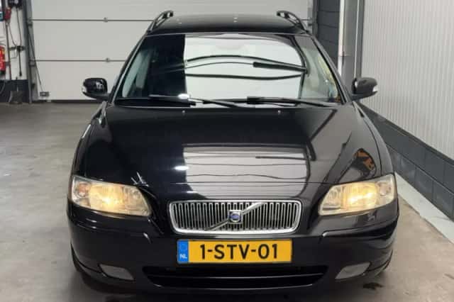 Volvo V70 (2007) thumbnail 2