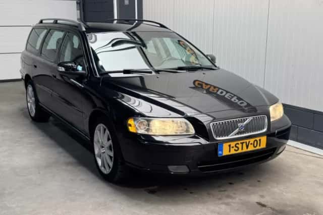 Volvo V70 (2007) thumbnail 3