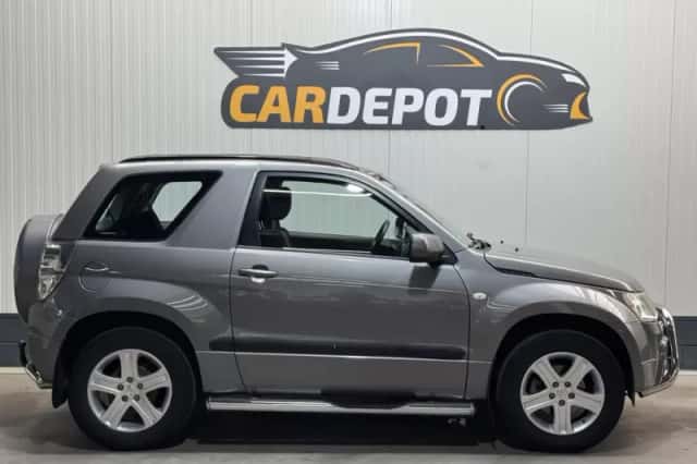Suzuki Grand Vitara (2007) thumbnail 4
