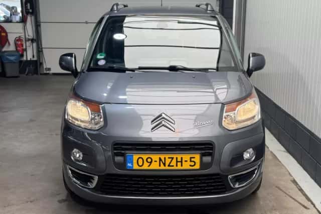 Citroën C3 Picasso (2011) thumbnail 2