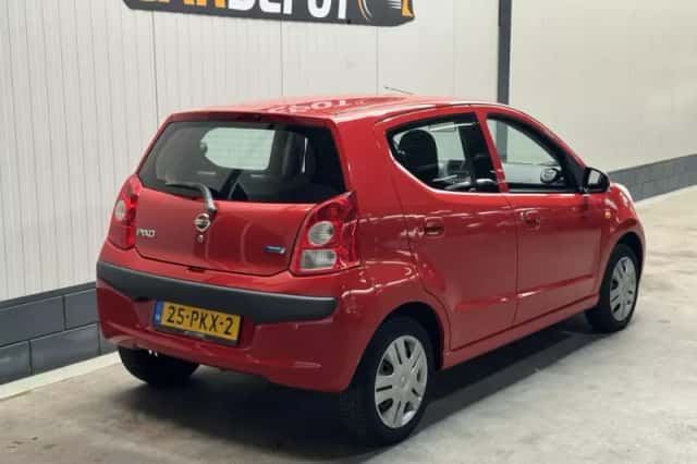 Nissan Pixo (2011) thumbnail 5