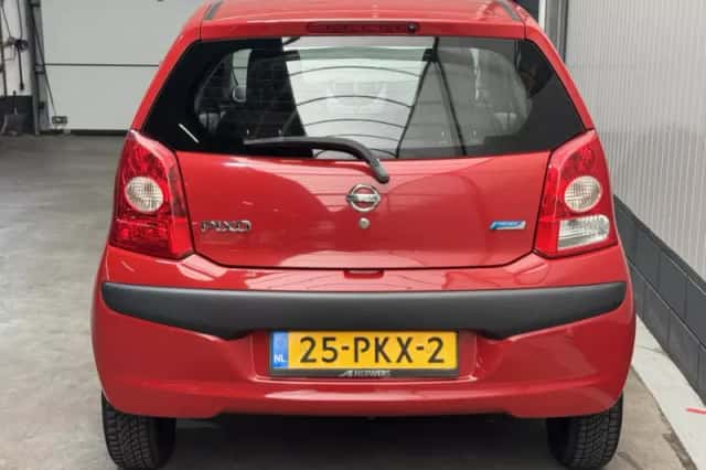 Nissan Pixo (2011) thumbnail 6
