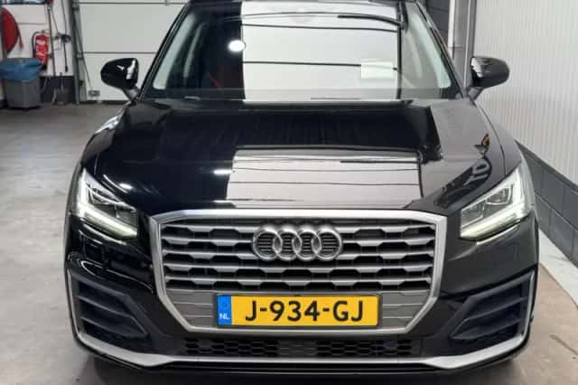 Audi Q2 (2016) thumbnail 2