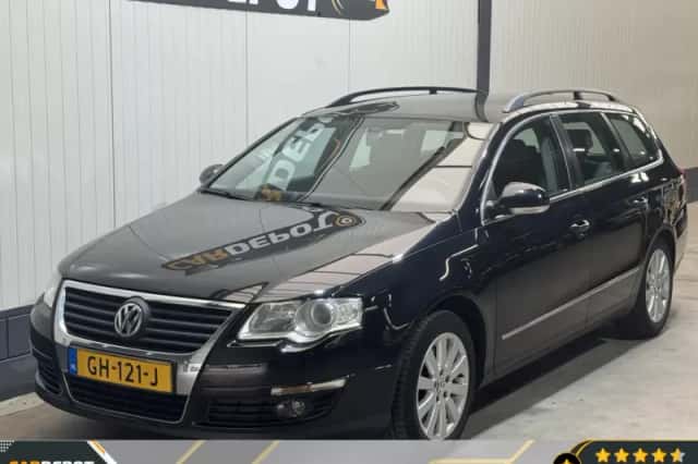 Volkswagen Passat (2010) thumbnail 1