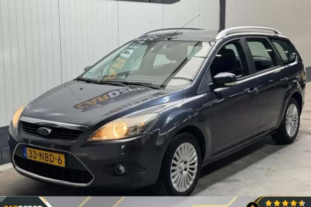Ford Focus (2010) thumbnail 1