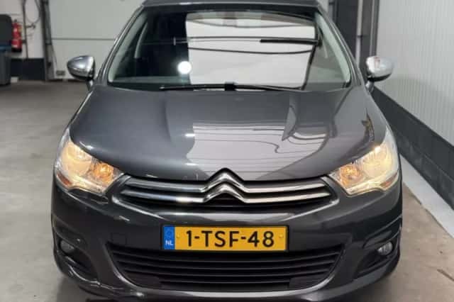 Citroën C4 (2014) thumbnail 2