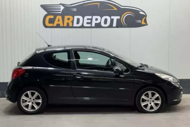 Peugeot 207 (2008) thumbnail 4
