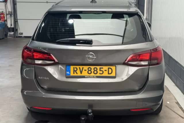 Opel Astra Sports Tourer (2018) thumbnail 6