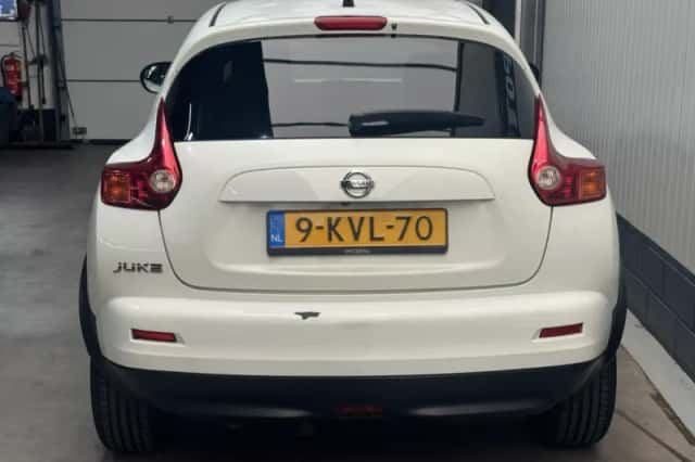 Nissan Juke (2011) thumbnail 6
