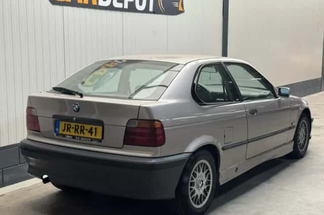 BMW 3-Serie (1994) thumbnail 5