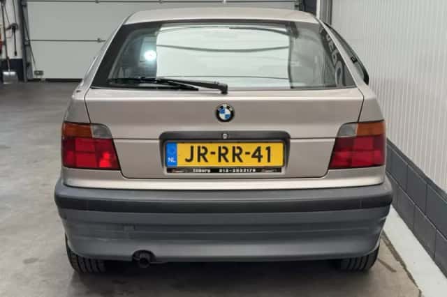 BMW 3-Serie (1994) thumbnail 6