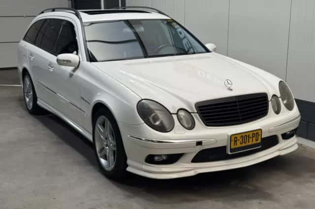 Mercedes-Benz E-Klasse (2004) thumbnail 3