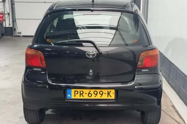 Toyota Yaris (2005) thumbnail 6