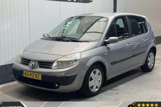 Renault Scénic (2005) thumbnail 1
