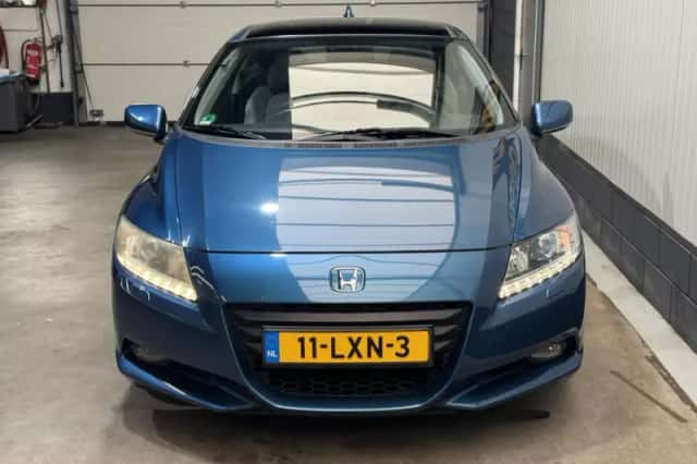 Honda CR-Z (2010) thumbnail 2