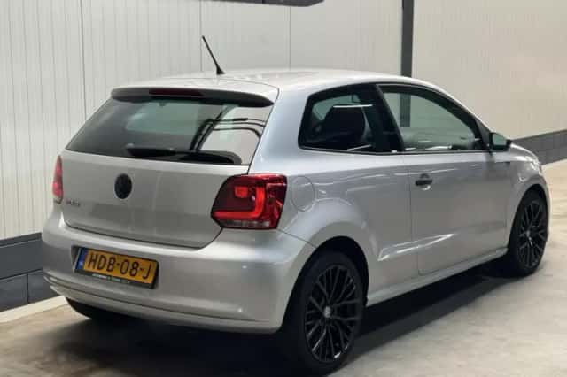 Volkswagen Polo (2010) thumbnail 5