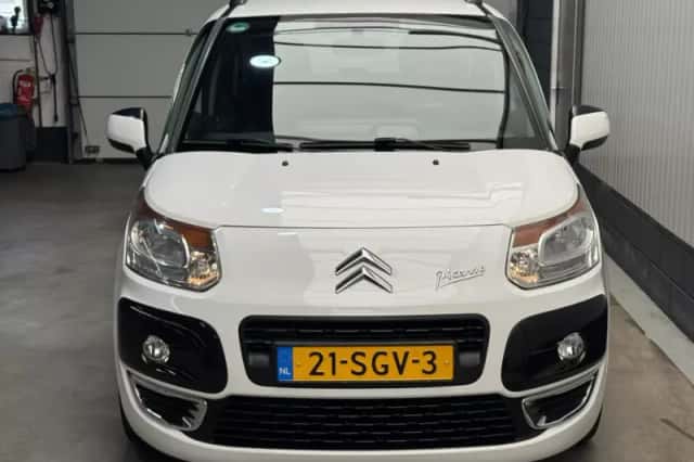 Citroën C3 Picasso (2011) thumbnail 2