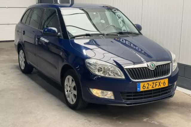 Škoda Fabia (2012) thumbnail 3