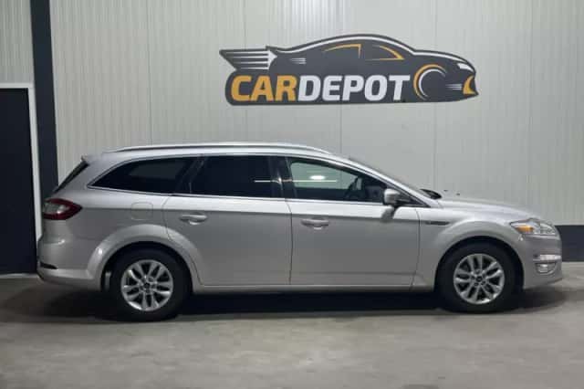 Ford Mondeo (2014) thumbnail 4