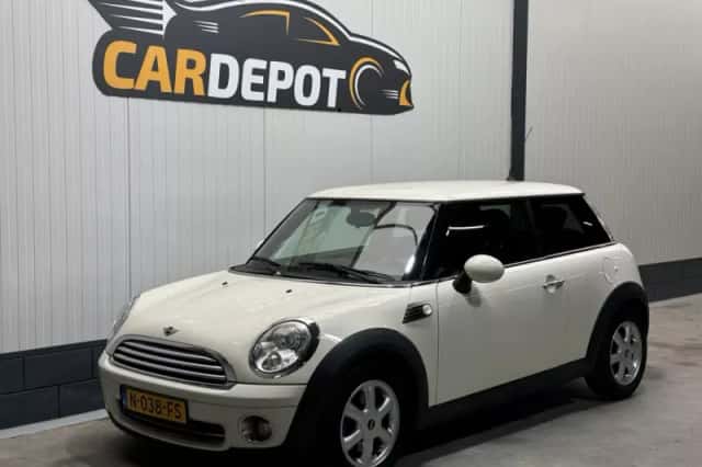 MINI One (2009) thumbnail 1