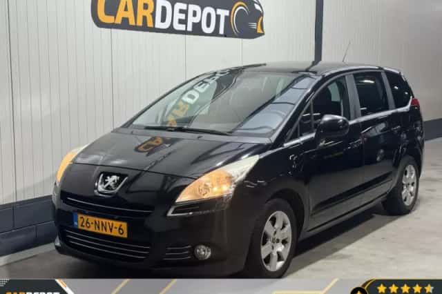 Peugeot 5008 (2010) thumbnail 1