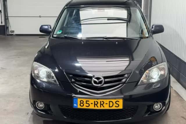 Mazda 3 (2005) thumbnail 2