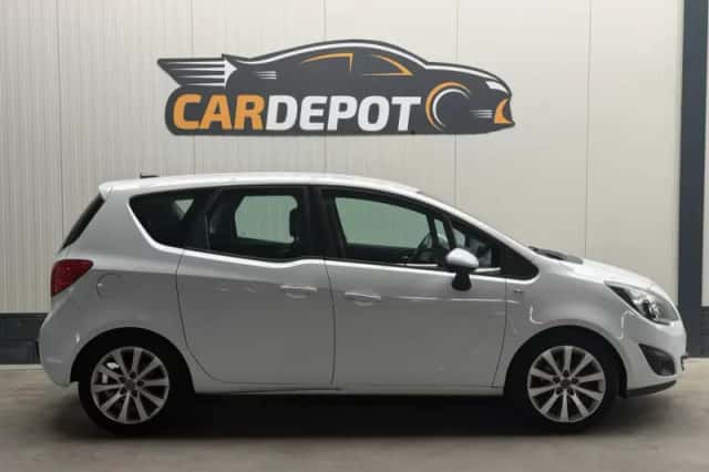 Opel Meriva (2010) thumbnail 4