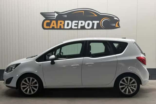 Opel Meriva (2010) thumbnail 6