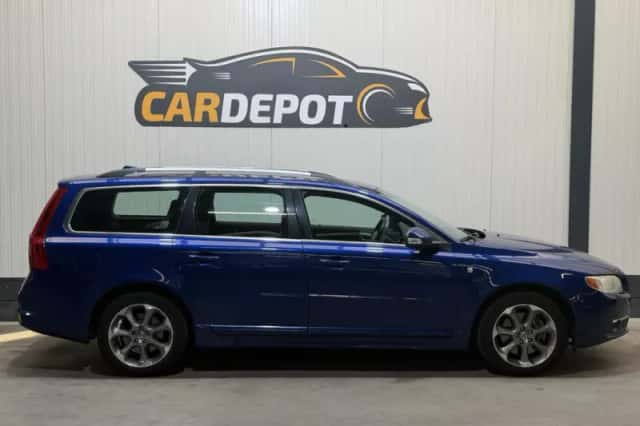 Volvo V70 2.4D Ocean Race Zeer Netjes Technisch Super (2008) thumbnail 4