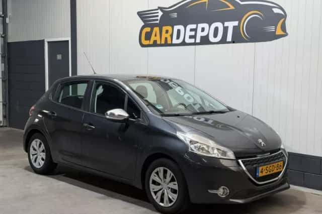 Peugeot 208 (2013) thumbnail 3