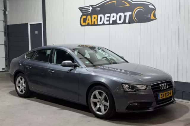 Audi A5 (2012) thumbnail 3