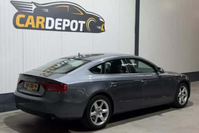 Audi A5 (2012) thumbnail 5
