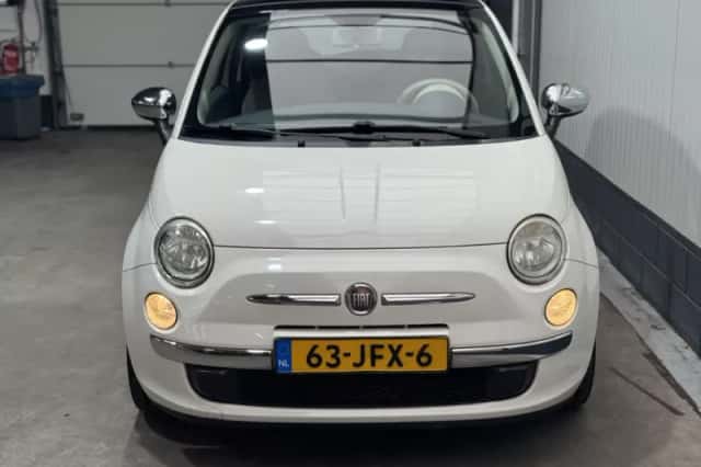 Fiat 500 (2009) thumbnail 2
