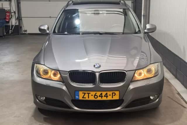 BMW 3-Serie (2009) thumbnail 2