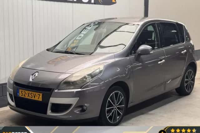 Renault Scénic (2011) thumbnail 1