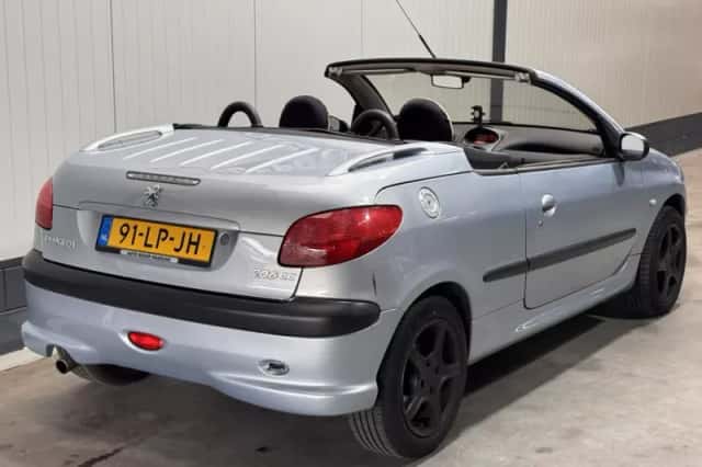 Peugeot 206 (2003) thumbnail 5