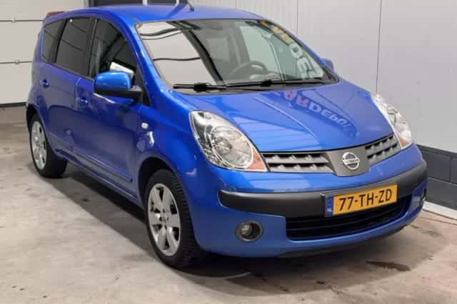 Nissan Note (2006) thumbnail 3