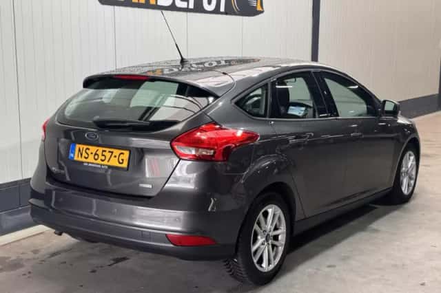 Ford Focus (2017) thumbnail 5