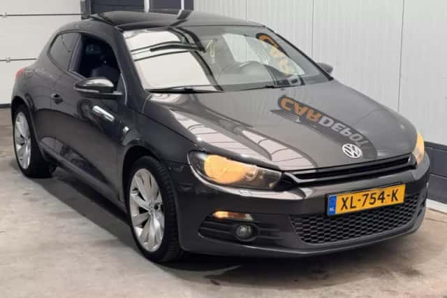 Volkswagen Scirocco (2010) thumbnail 3