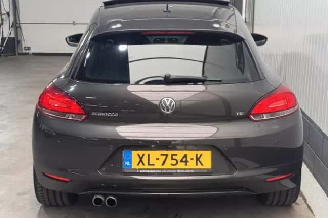 Volkswagen Scirocco (2010) thumbnail 6
