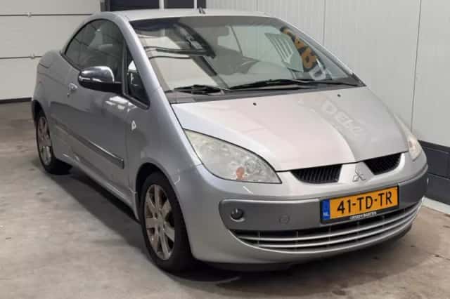 Mitsubishi Colt (2006) thumbnail 3
