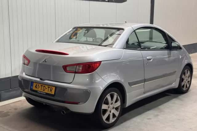 Mitsubishi Colt (2006) thumbnail 5