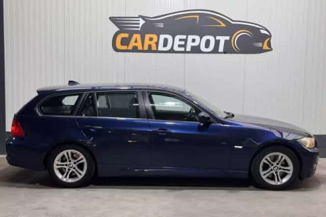 BMW 3-Serie (2010) thumbnail 4