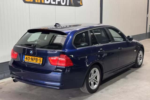 BMW 3-Serie (2010) thumbnail 5