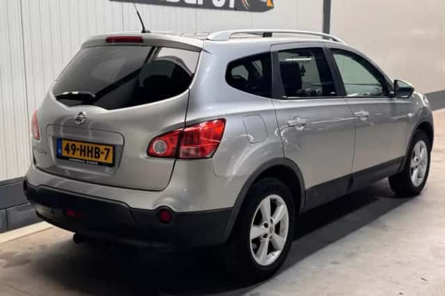 Nissan Qashqai (2008) thumbnail 5