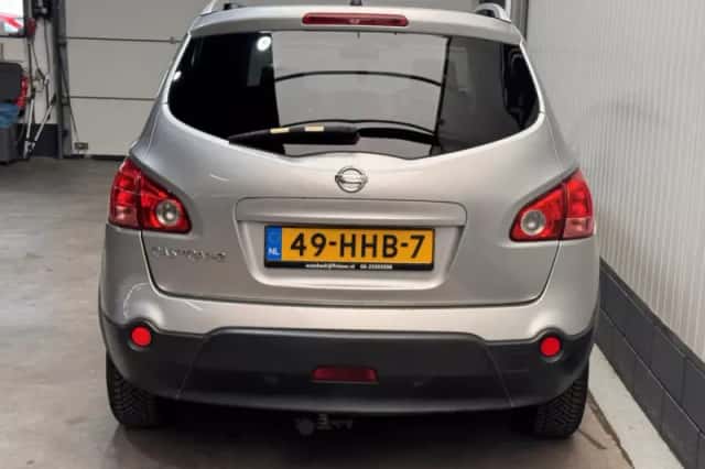 Nissan Qashqai (2008) thumbnail 6