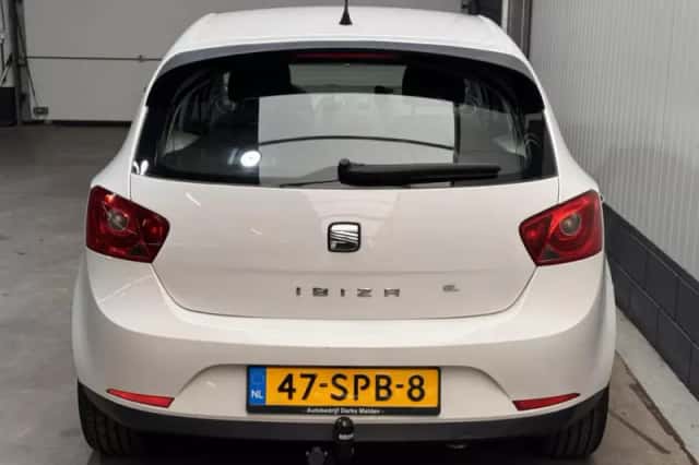 SEAT Ibiza (2011) thumbnail 6