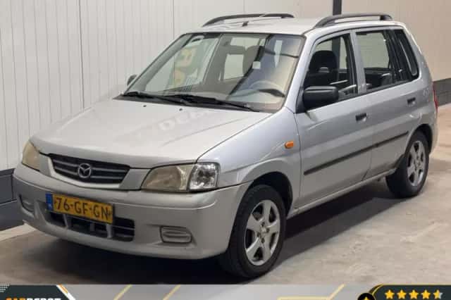 Mazda Demio (2000) thumbnail 1
