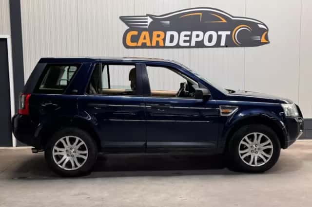 Land Rover Freelander (2007) thumbnail 4